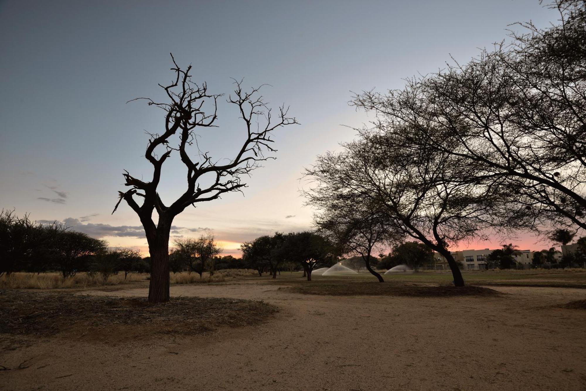 Windhoek Country Club Resort Exteriér fotografie