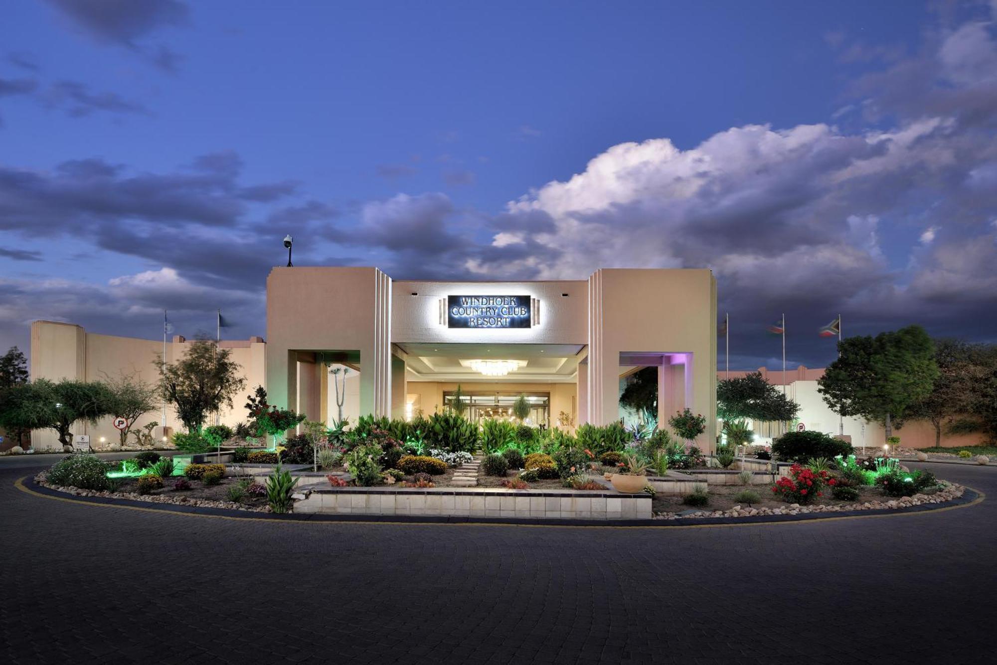 Windhoek Country Club Resort Exteriér fotografie